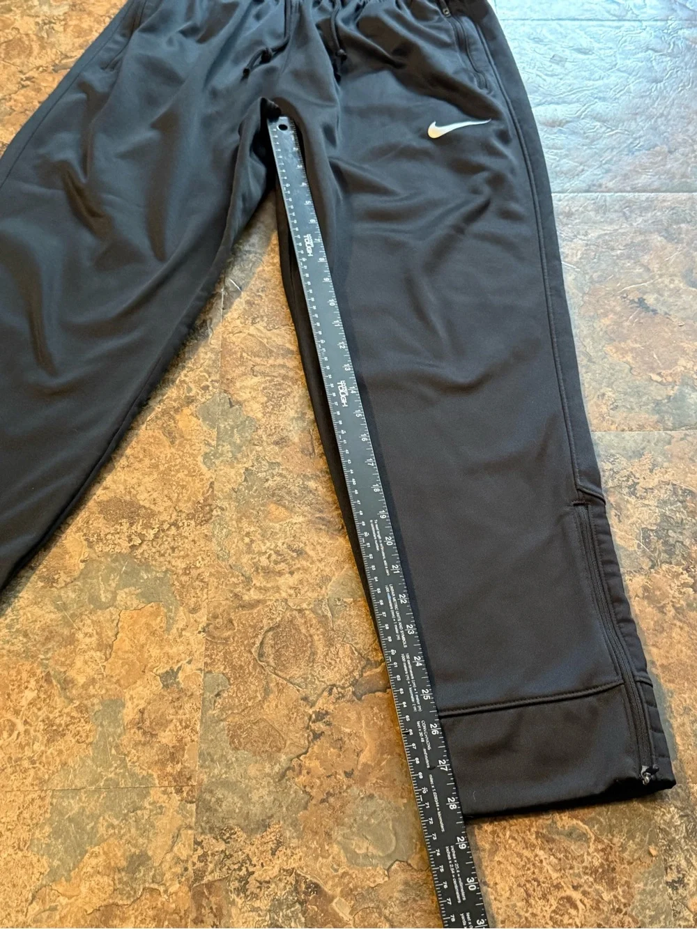 Nike Black Track Pants White Swoosh Logo Thermal Fit Men's XL Drawstring Zip